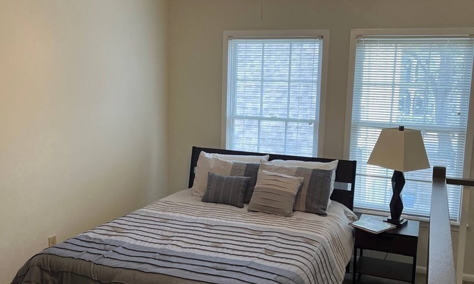 Touro Apartment | Superb Uptown Location!
