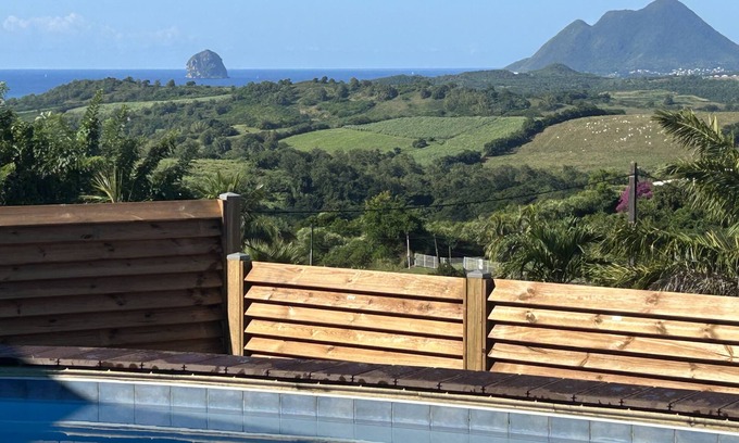 Sainte-Luce Villa | Idyllic Getaway with Pool and Ocean View in 6 Bedrooms