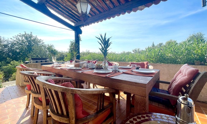 Saint-Paul-en-Foret Villa | Beautiful Villa with Pool and Ocean View in Var, Provence