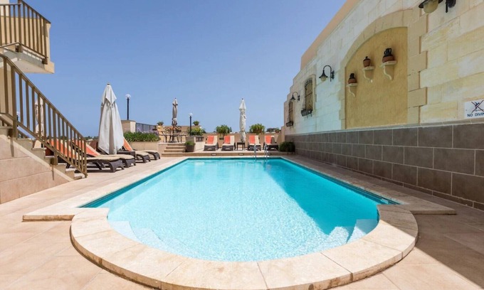 Santa Maria Estate Apartment | Inviting Villa with Pool and Ocean Views - Rated 9.4/10