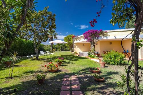 Pittulongu Villa | Tranquil Villa Nature with Panoramic Sea View & Hot Tub