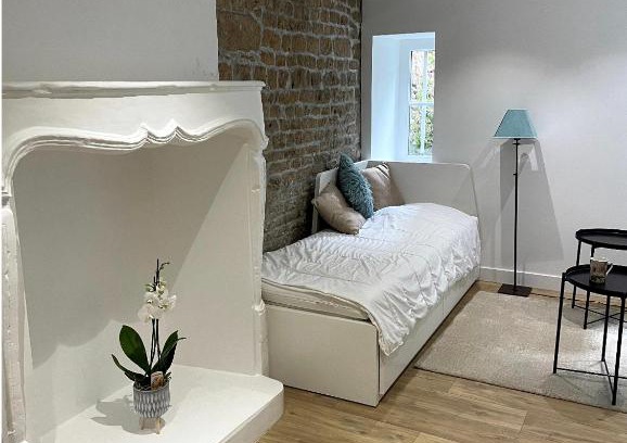 Quartier du chateau Apartment | Beautiful Apartment with Private Patio Access Awaits You