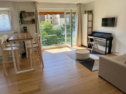 12th Arrondissement Apartment | Beautiful Apartment with Garden View, Perfect for Families