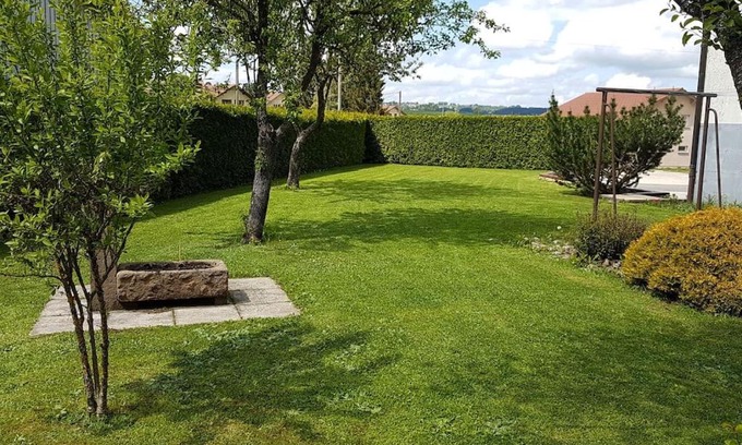 Les Fins Apartment | Serene Apartment in a Peaceful Location, Ideal for Families