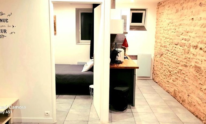 Cuisery Apartment | Comfortable 40m2 Apartment with Free Parking & Pet Friendly