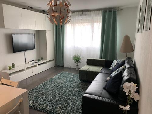 Saint-Mauront Apartment | Modern T3 Apartment in Family-Friendly Marseille