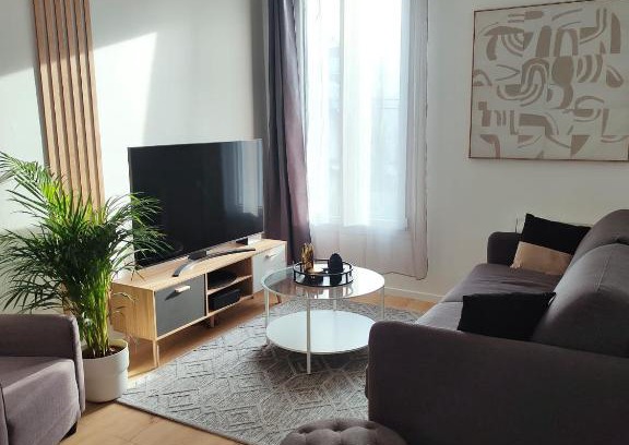 Bezons Apartment | Stylish Apartment Near La Défense and Paris - 9.4/10 Rated