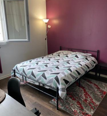 Vandoeuvre-les-Nancy Apartment | Spacious Room with Private Bath and Ocean View Amenities