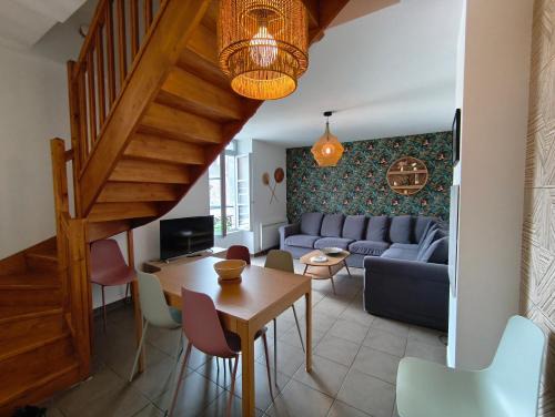 Dole Apartment | Discover Comfort at Superbe Duplex « le Grévy » - 8.9/10