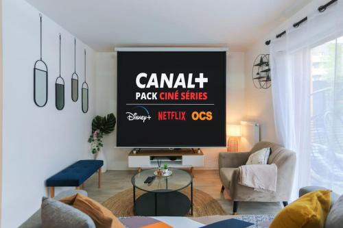 Amiens Apartment | Family-Friendly Home with Kitchen & Perfect 10/10 Rating