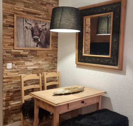 Lens Apartment | Lovely Studio with Private Parking - Rated 9.2/10 by Guests