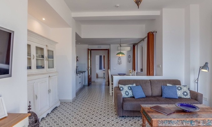 Tarifa Apartment | Sea View 2-Bedroom Apartment with Pool and Spa Access