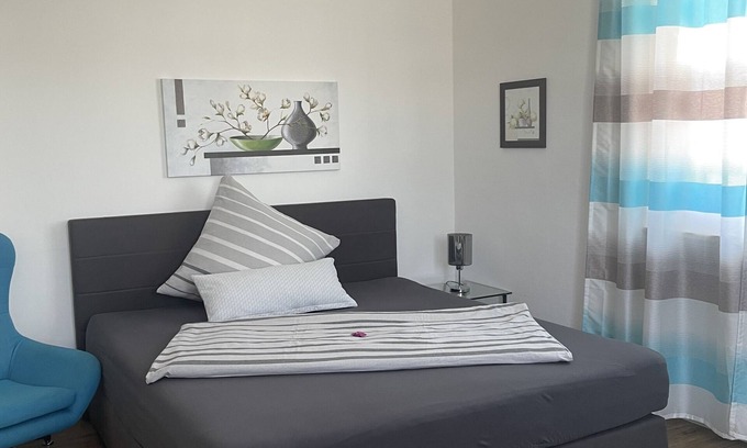 Forstern Apartment | Modern Superior Apartment with Kitchen & Breakfast Included