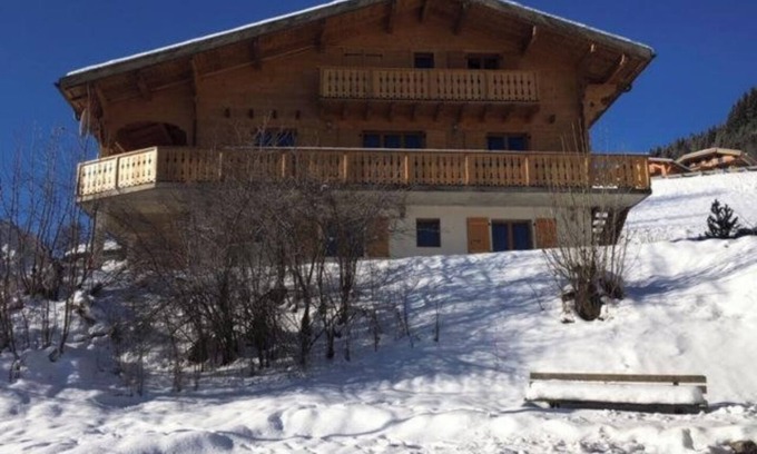 La Cote-d'Arbroz Ski Chalet | Superior Chalet