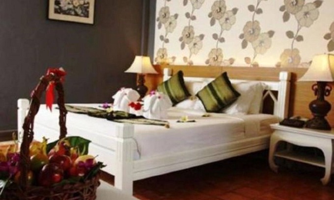 Ko Chang Resort | Serene Double Room at Mae Nam Beach with Pool & Breakfast