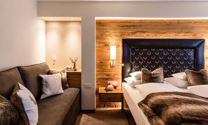 Obertauern Hotel | Premier Stay at Superior Hotel Panorama with Spa & Pool