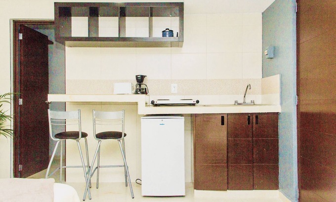 Luis Donaldo Colosio Condo | Cozy Studio at Aquamarina Suites with Family-Friendly Amenities