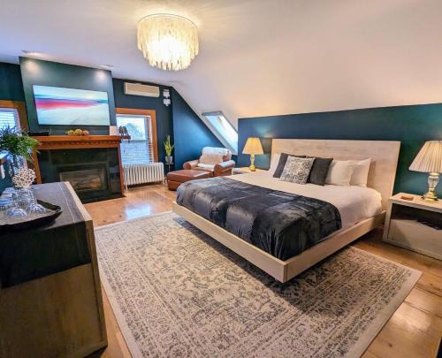 Endion Hotel | Superior Suite w Jacuzzi Sauna