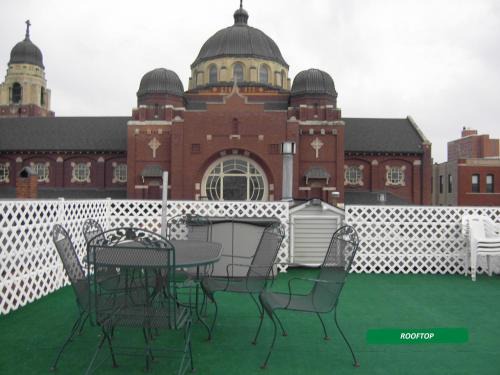 West Town Apartment | Superior 4-Star Hotel with Child-Friendly Amenities