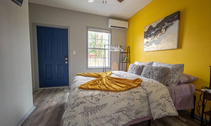 Greater East End Apartment | Discover Family-Friendly SuperValue Suite #1 at East End