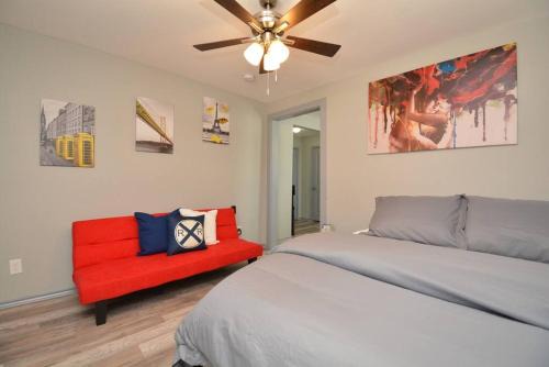 Greater East End Apartment | Budget-Friendly SuperValue Suite #5 Near East End Attractions