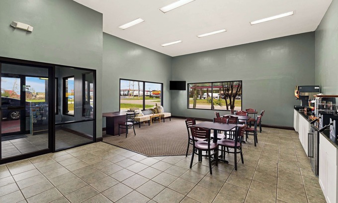 Gulfport Hotel | Budget-Friendly Stay at SureStay by Best Western Gulfport