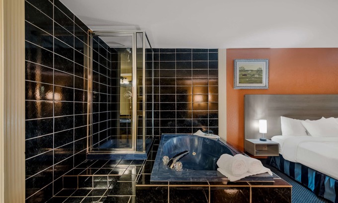 Mount Pleasant Hotel | Comfortable Stay at SureStay Hotel by Best Western