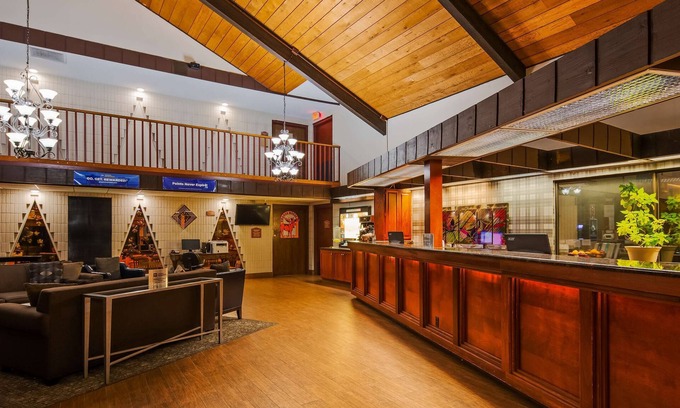 Black River Falls Hotel | Enjoy Comfort at SureStay Plus Hotel in Black River Falls