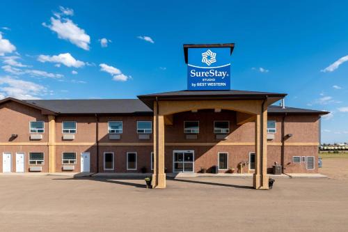 Hardisty Hotel | Guest Rated 10/10: SureStay Studio by Best Western Hardisty