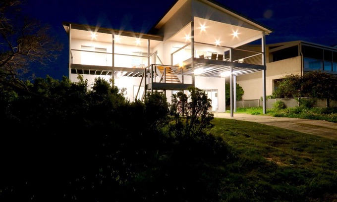 Waterhouse House | Seaside Retreat: Surf and Sand with Breathtaking Views