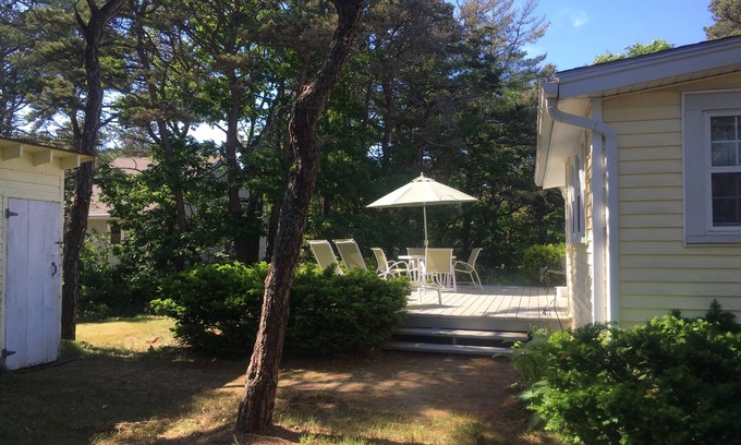 Phippsburg Cottage | Discover Summer Getaways at Popham Beach with Ocean Views
