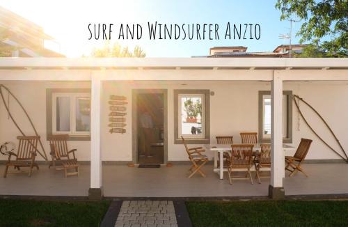 Lavinio Lido di Enea Apartment | Seaside Retreat: Surf and Windsurfer House Anzio