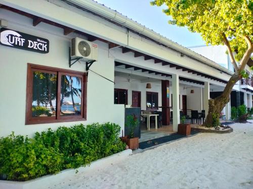 Thulusdhoo Island House | Beachfront Bliss at Surf Deck with Spa & Ocean Views