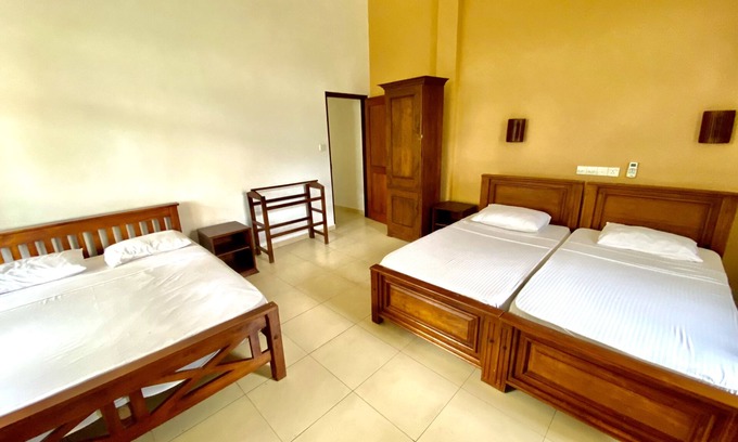 Kathaluwa Bed & Breakfast | Family-Friendly Retreat at Surf Range Resort Awaits You
