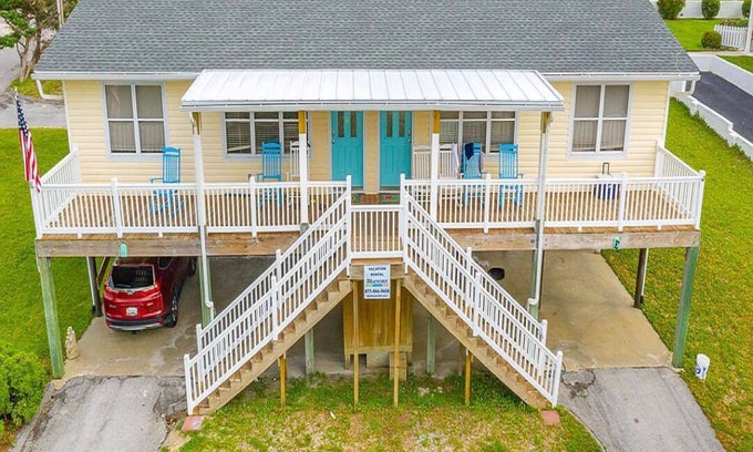 Emerald Isle House | Beach Access & Ocean View at Surf Sounds - Guest Rated 10/10
