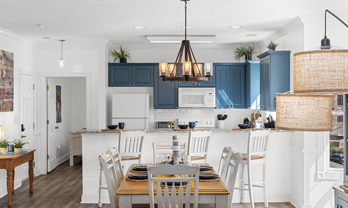 Central Myrtle Beach Resort | Oceanfront Retreat: Surf & Turf Myrtlewood 301 Awaits