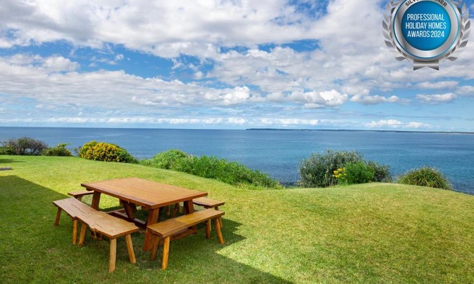 Culburra Beach House | Prime Surfside Hotel Steps from the Beach, 4-Star Rated