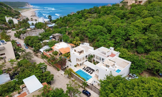 Santa Maria Huatulco Condo | Private Rooftop Pool & Oceanfront Bliss Near La Bocana Beach