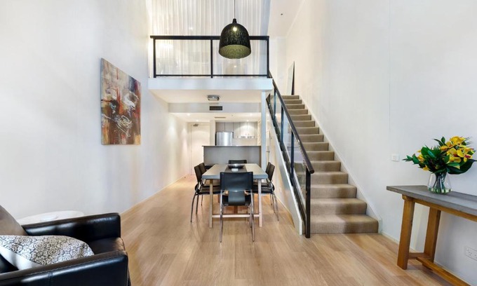 Surry Hills Apartment | Modern One Bedroom Apartment in Surry Hills - 4 Star Gem