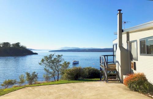 Surveyors Bay House | Surveyor's Cottage