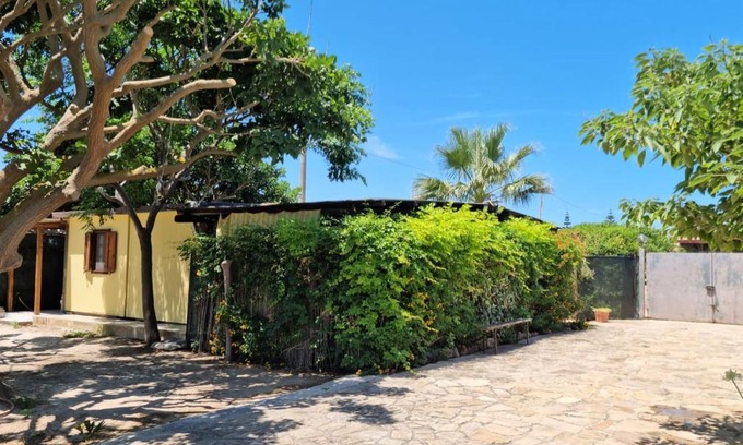 Marsala House | Experience SusanSea House: Oceanfront Bliss Awaits You