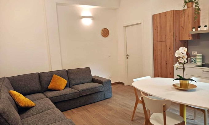 Cittadella Apartment | Discover Susy's House Verona: Steps from the Arena
