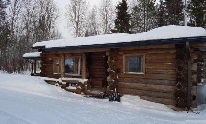 Kuusamo Ski Chalet | Relax at Suvituuli: 4-Star Oceanfront Retreat