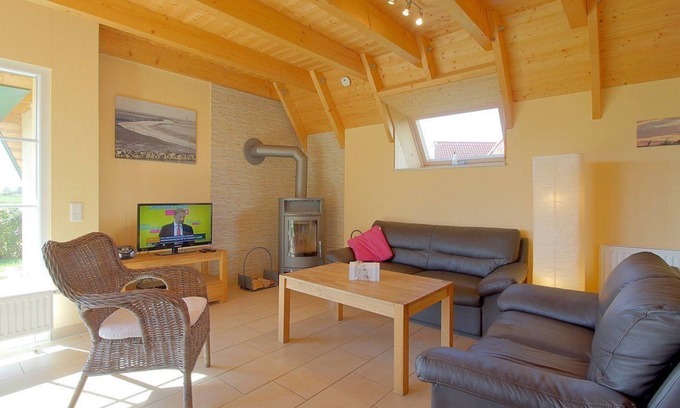 Wurster Nordseekuste House | Pet-Friendly Escape with Ocean Views at SV3 Mellumplate 56