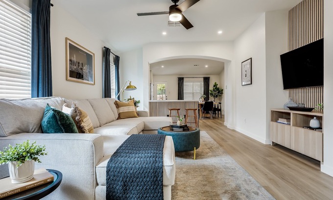Olympic Heights House | SW ATX mins to Downtown| Long stays & Dogs welcome