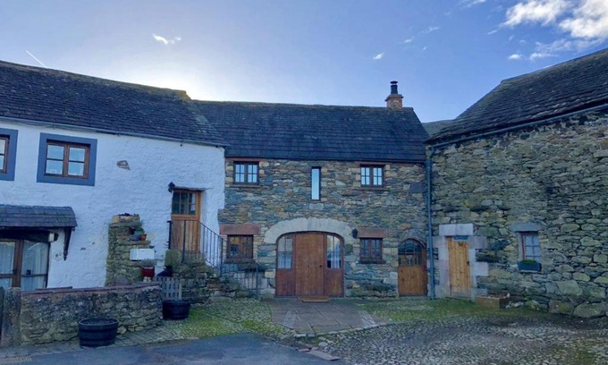 Penrith Apartment | Idyllic Swallows Barn: Ocean View & Private Beach Retreat