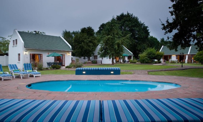 Storms River Resort | Relax at Swallows Nest Country Cottages with Ocean Views