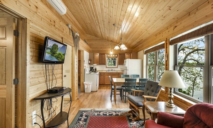 Fergus Falls Cabin | Premier Lakeside Cabin at Swan Lake Resort - 10/10 Rated