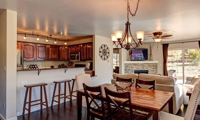 The Highlands Condo | Discover Swan's Nest: Hike & Bike in Breckenridge