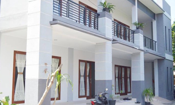 Kartika Plaza House | Family-Friendly Retreat at Swandewi Homestay